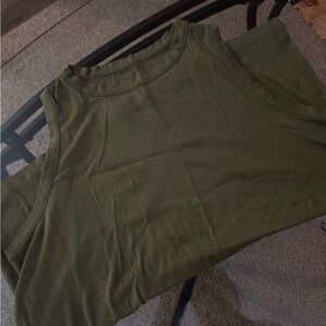 Tank tops 4 each or sold in a bundle smoke free